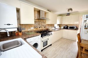 Kitchen- click for photo gallery